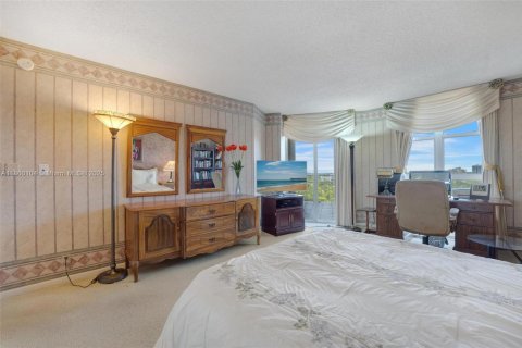 Condominio en venta en Miami, Florida, 2 dormitorios, 117.8 m2 № 1758557 - foto 14