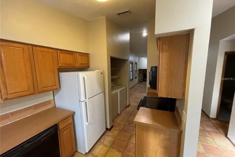 Villa ou maison à louer à Gainesville, Floride: 2 chambres, 92.16 m2 № 2092804 - photo 8