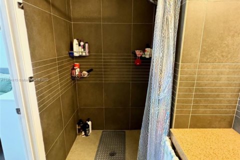 Condominio en venta en Miami Beach, Florida, 1 dormitorio, 53.79 m2 № 1893085 - foto 23