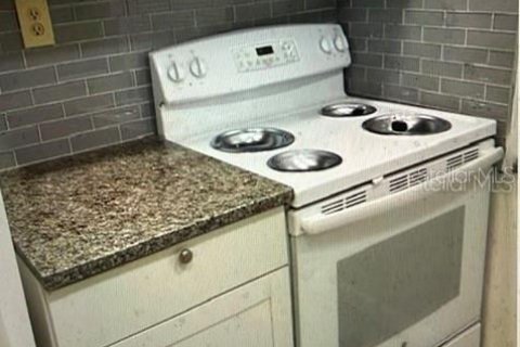 Condo in Clearwater, Florida, 2 bedrooms  № 2156596 - photo 4