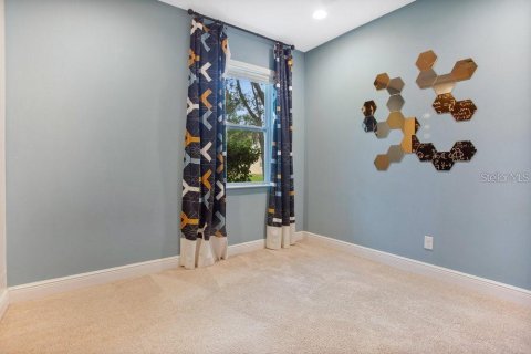 Villa ou maison à louer à Eustis, Floride: 47 chambres, 238.2 m2 № 2425999 - photo 20