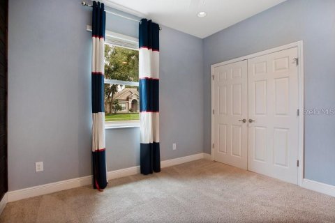 Villa ou maison à louer à Eustis, Floride: 47 chambres, 238.2 m2 № 2425999 - photo 18