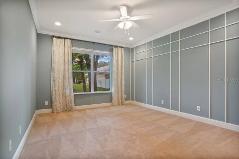 Villa ou maison à louer à Eustis, Floride: 47 chambres, 238.2 m2 № 2425999 - photo 13