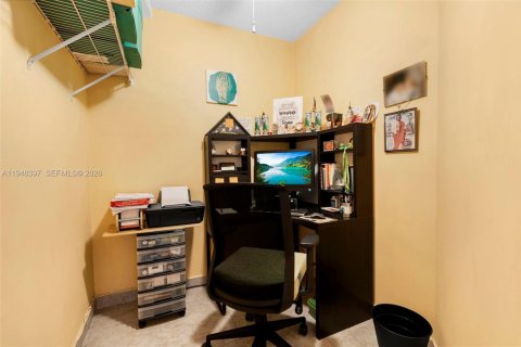 Copropriété à vendre à Miami, Floride: 2 chambres, 108.7 m2 № 2004385 - photo 22