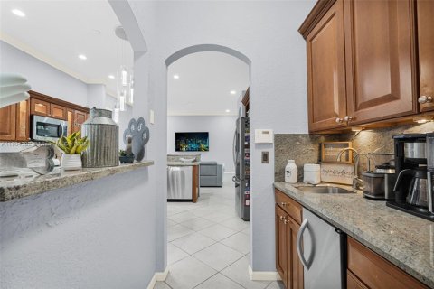 House in Coconut Creek, Florida 4 bedrooms, 225.94 sq.m. № 1970395 - photo 27