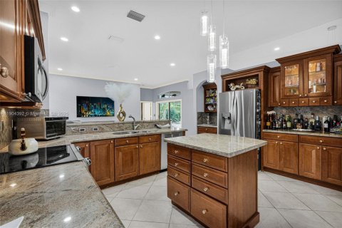 House in Coconut Creek, Florida 4 bedrooms, 225.94 sq.m. № 1970395 - photo 24