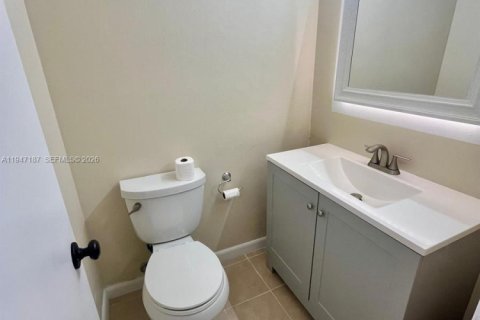 Снять в аренду кондоминиум в Санни-Айлс-Бич, Флорида 1 спальня, 87.61м2, № 2003743 - фото 4