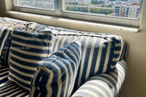 Снять в аренду кондоминиум в Санни-Айлс-Бич, Флорида 1 спальня, 87.61м2, № 2003743 - фото 6