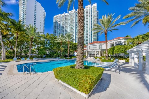 Copropriété à louer à Aventura, Floride: 3 chambres, 122.63 m2 № 1930781 - photo 29