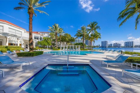 Copropriété à louer à Aventura, Floride: 3 chambres, 122.63 m2 № 1930781 - photo 27