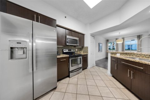 Copropriété à louer à Aventura, Floride: 3 chambres, 122.63 m2 № 1930781 - photo 19