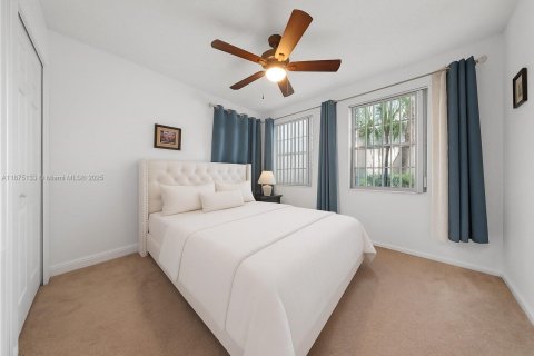 Copropriété à louer à Aventura, Floride: 3 chambres, 122.63 m2 № 1930781 - photo 11