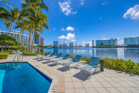 Copropriété à louer à Aventura, Floride: 3 chambres, 122.63 m2 № 1930781 - photo 28