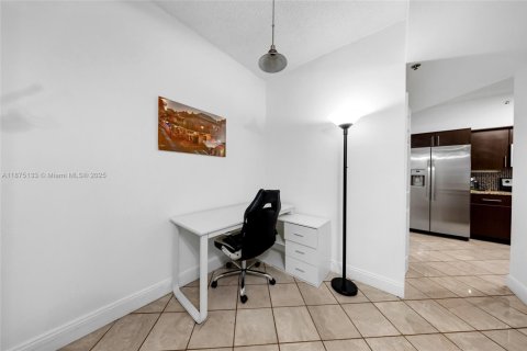 Copropriété à louer à Aventura, Floride: 3 chambres, 122.63 m2 № 1930781 - photo 16