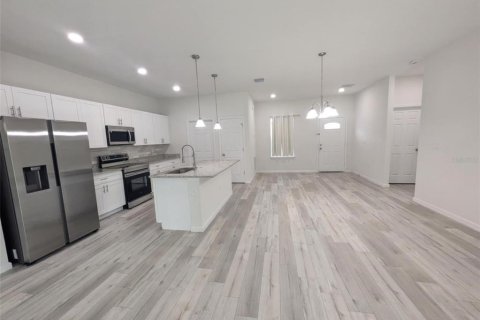 Casa en alquiler en Ocala, Florida, 4 dormitorios, 165.55 m2 № 1905868 - foto 5