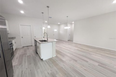 Villa ou maison à louer à Ocala, Floride: 4 chambres, 165.55 m2 № 1905868 - photo 15