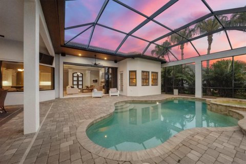 House in Lakewood Ranch, Florida 4 bedrooms, 332.03 sq.m. № 1757887 - photo 8