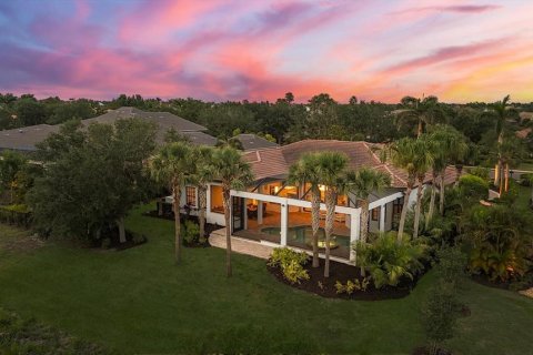 House in Lakewood Ranch, Florida 4 bedrooms, 332.03 sq.m. № 1757887 - photo 11