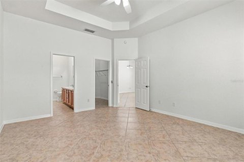 Casa en venta en Oxford, Florida, 3 dormitorios, 131.18 m2 № 2381003 - foto 15