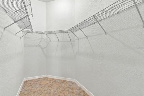 Casa en venta en Oxford, Florida, 3 dormitorios, 131.18 m2 № 2381003 - foto 20