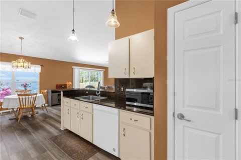 Villa ou maison à vendre à Ocala, Floride: 4 chambres, 156.45 m2 № 2129335 - photo 11