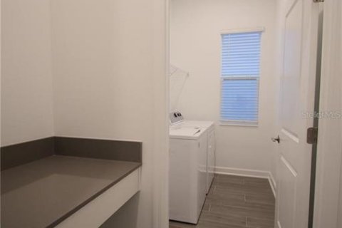 Villa ou maison à vendre à Orlando, Floride: 4 chambres, 245.91 m2 № 2414051 - photo 18