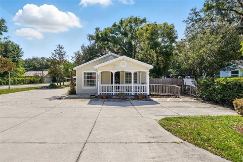 Casa en venta en Apopka, Florida, 2 dormitorios, 85.47 m2 № 1743548 - foto 1