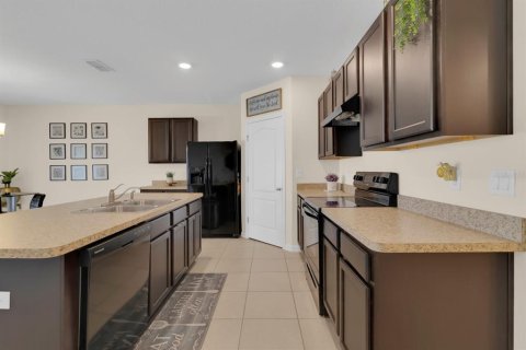 Villa ou maison à vendre à Davenport, Floride: 4 chambres, 171.96 m2 № 1833235 - photo 18