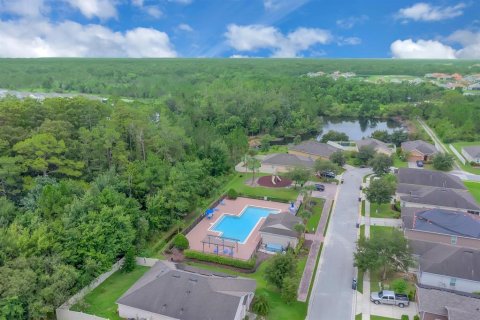 Villa ou maison à vendre à Davenport, Floride: 4 chambres, 171.96 m2 № 1833235 - photo 10