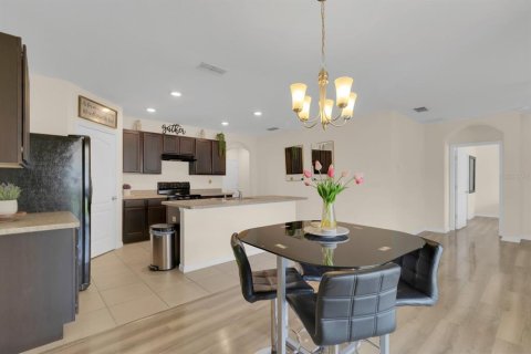 Villa ou maison à vendre à Davenport, Floride: 4 chambres, 171.96 m2 № 1833235 - photo 23