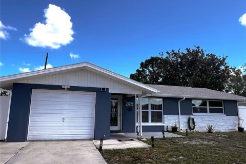 Villa ou maison à Port Richey, Floride 2 chambres, 94.48 m2 № 2402856