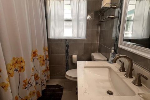 Villa ou maison à louer à Port Richey, Floride: 2 chambres, 94.48 m2 № 2402856 - photo 16