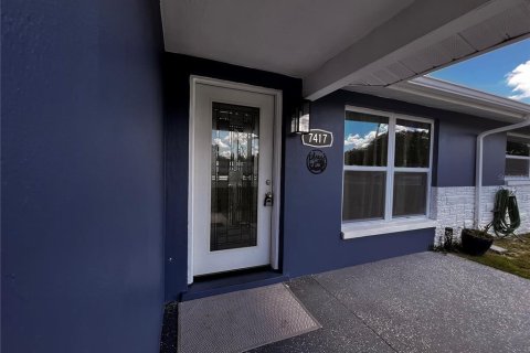 Villa ou maison à louer à Port Richey, Floride: 2 chambres, 94.48 m2 № 2402856 - photo 2