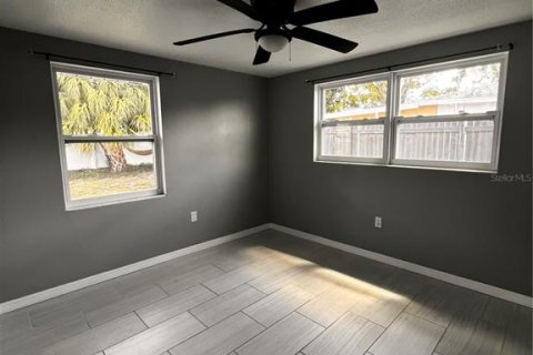 Villa ou maison à louer à Port Richey, Floride: 2 chambres, 94.48 m2 № 2402856 - photo 18