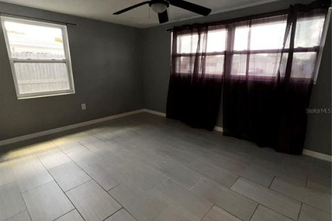 Villa ou maison à louer à Port Richey, Floride: 2 chambres, 94.48 m2 № 2402856 - photo 20