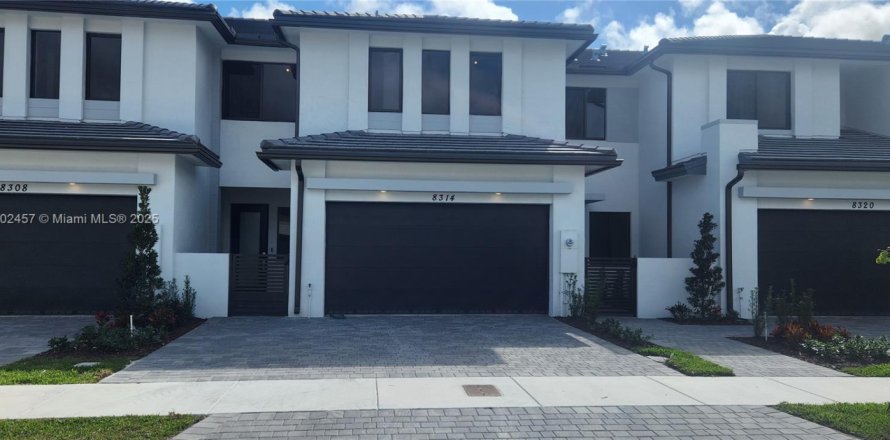 Adosado en Miami, Florida 4 dormitorios № 1938124