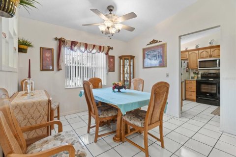 House in Dunnellon, Florida 3 bedrooms, 137.87 sq.m. № 1874036 - photo 12