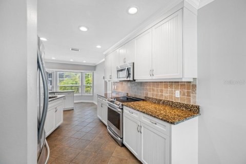 Casa en venta en Bradenton, Florida, 2 dormitorios, 157.56 m2 № 2104449 - foto 6
