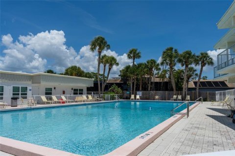 Condo in Venice, Florida, 1 bedroom № 2211058 - photo 15