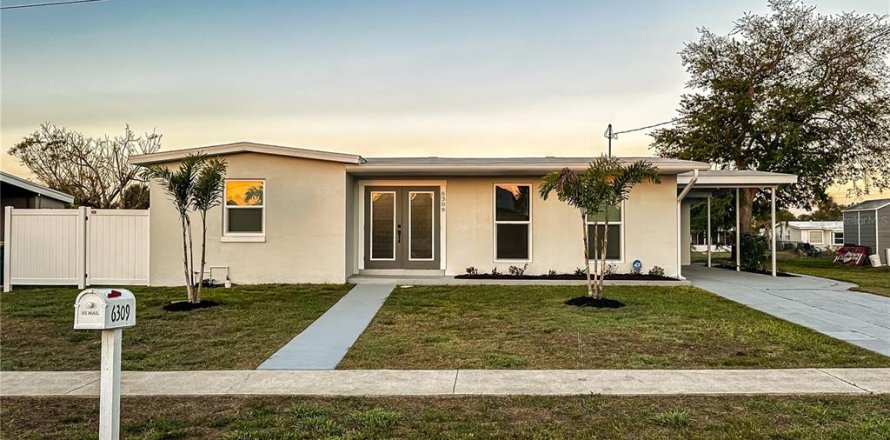 Villa ou maison à North Port, Floride 2 chambres, 100.71 m2 № 2097399