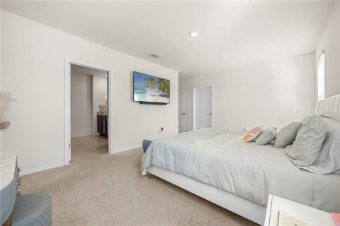 House in Davenport, Florida 5 bedrooms, 234.3 sq.m. № 1750804 - photo 26