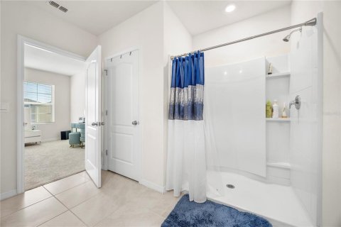 House in Davenport, Florida 5 bedrooms, 234.3 sq.m. № 1750804 - photo 29