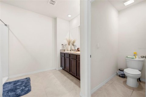 House in Davenport, Florida 5 bedrooms, 234.3 sq.m. № 1750804 - photo 27