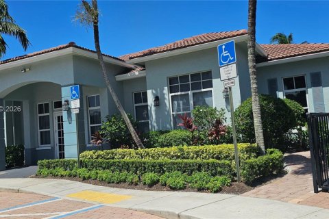 Touwnhouse à vendre à Riviera Beach, Floride: 3 chambres, 122.45 m2 № 2293272 - photo 18