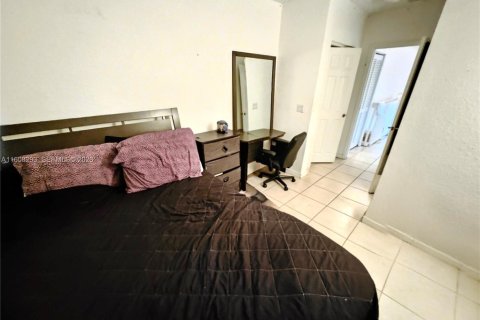Touwnhouse à vendre à Riviera Beach, Floride: 3 chambres, 122.45 m2 № 2293272 - photo 16