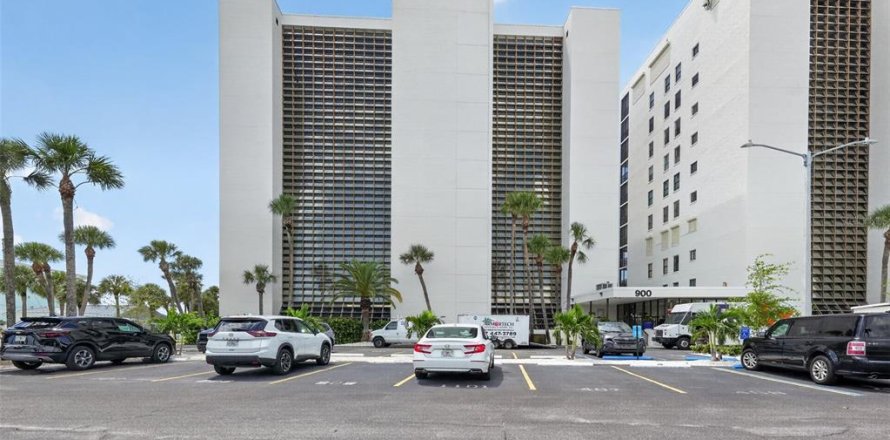 Condominio en Indian Rocks Beach, Florida, 2 dormitorios  № 2322894