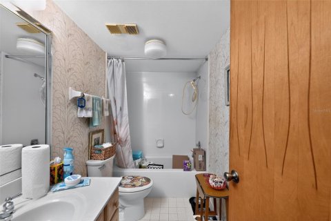 Condominio en venta en Indian Rocks Beach, Florida, 2 dormitorios, 118.45 m2 № 2322894 - foto 18