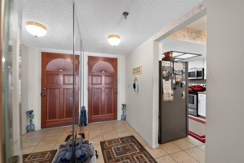 Condominio en venta en Indian Rocks Beach, Florida, 2 dormitorios, 118.45 m2 № 2322894 - foto 3