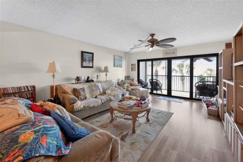 Condominio en venta en Indian Rocks Beach, Florida, 2 dormitorios, 118.45 m2 № 2322894 - foto 4