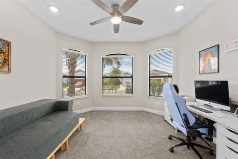 House in Wesley Chapel, Florida 4 bedrooms, 229.84 sq.m. № 1836990 - photo 22